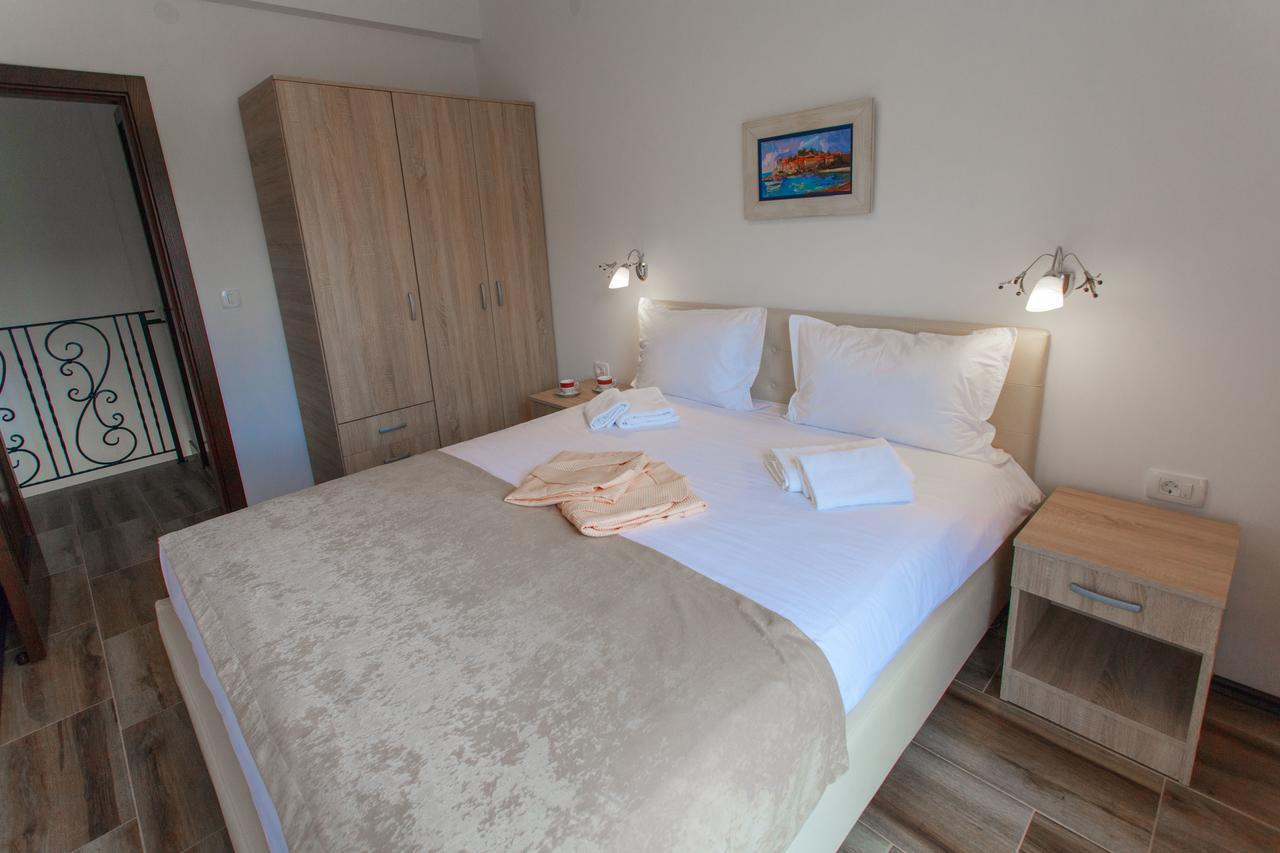 Rosmarino Apartment สเวติ สเตฟาน ภายนอก รูปภาพ
